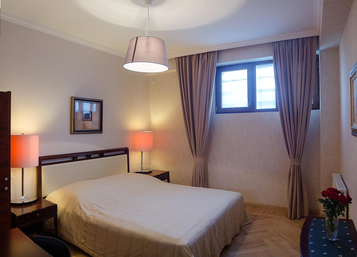Tiflislux Apartment - Old City Philarmonic Bagian luar foto